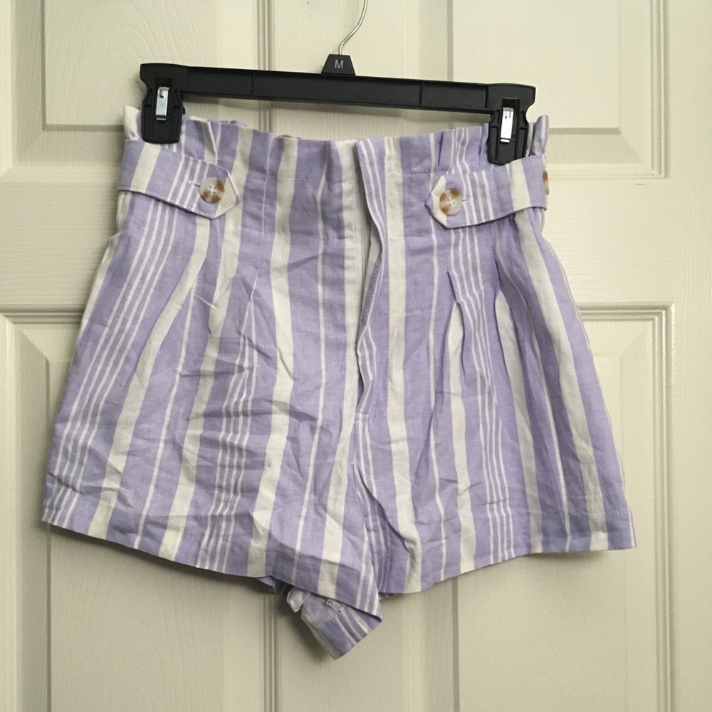 Striped shorts - Picture 2 of 3